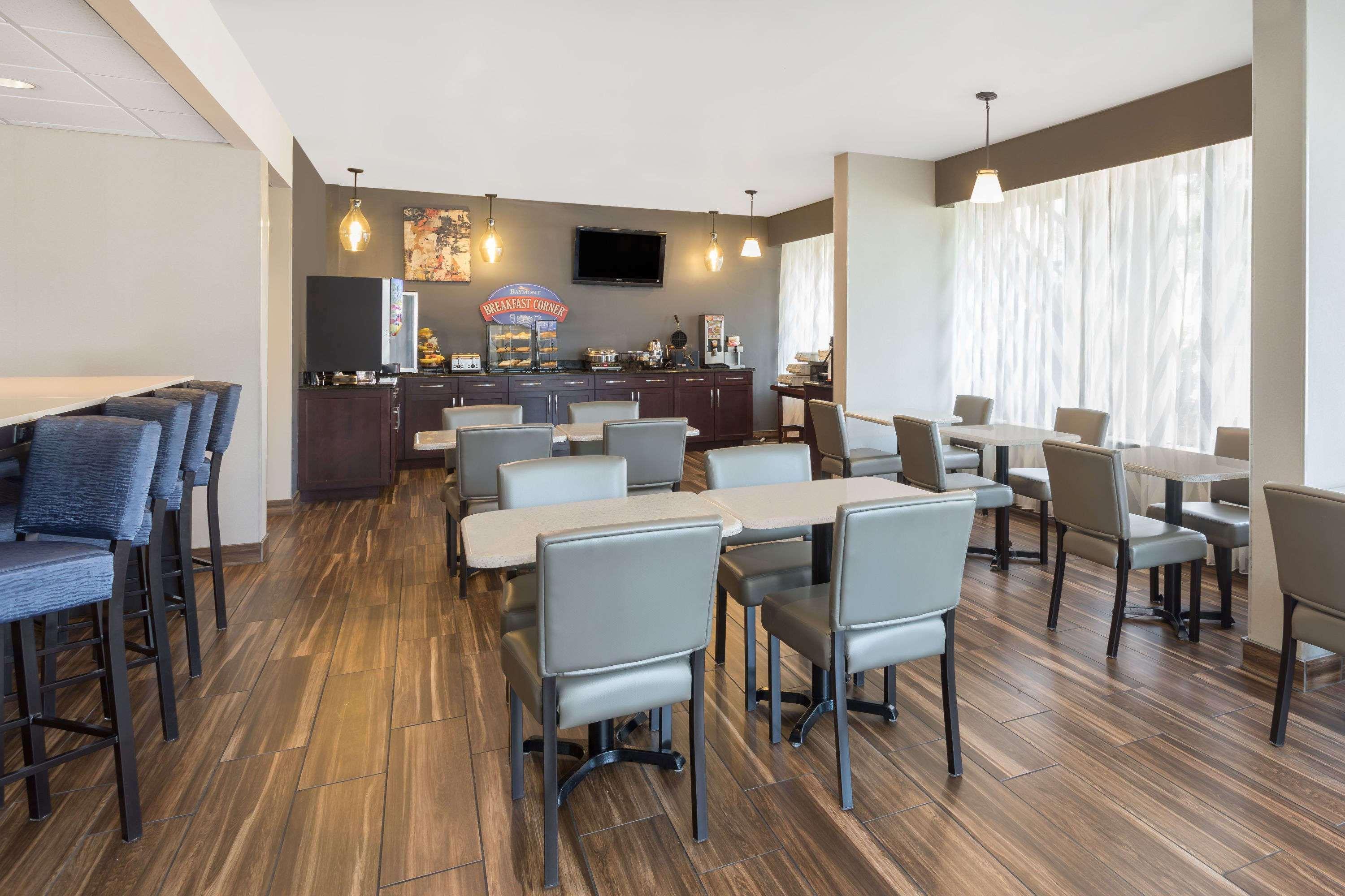 Hotel Baymont By Wyndham Rocky Mount I-95 Extérieur photo