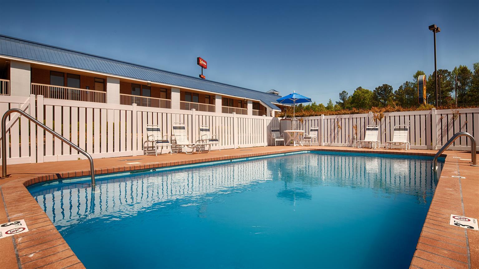 Hotel Baymont By Wyndham Rocky Mount I-95 Extérieur photo