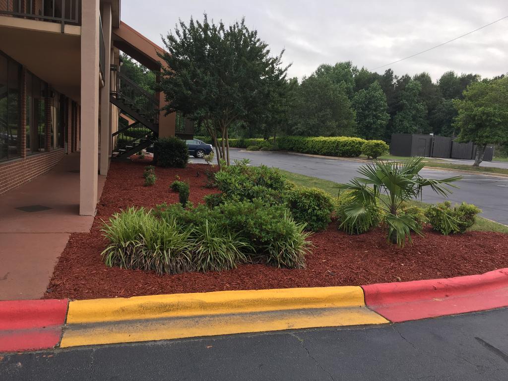 Hotel Baymont By Wyndham Rocky Mount I-95 Extérieur photo